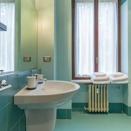 Comfortable Apartment Behind Arena Di Verona Esterno foto