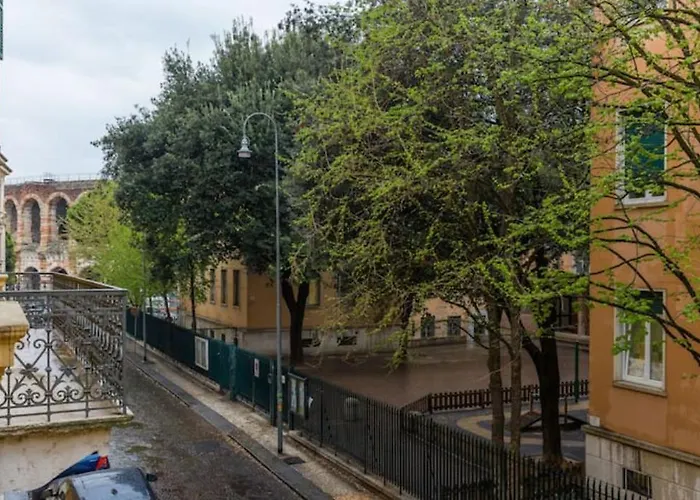 Comfortable Apartment Behind Arena Di Verona